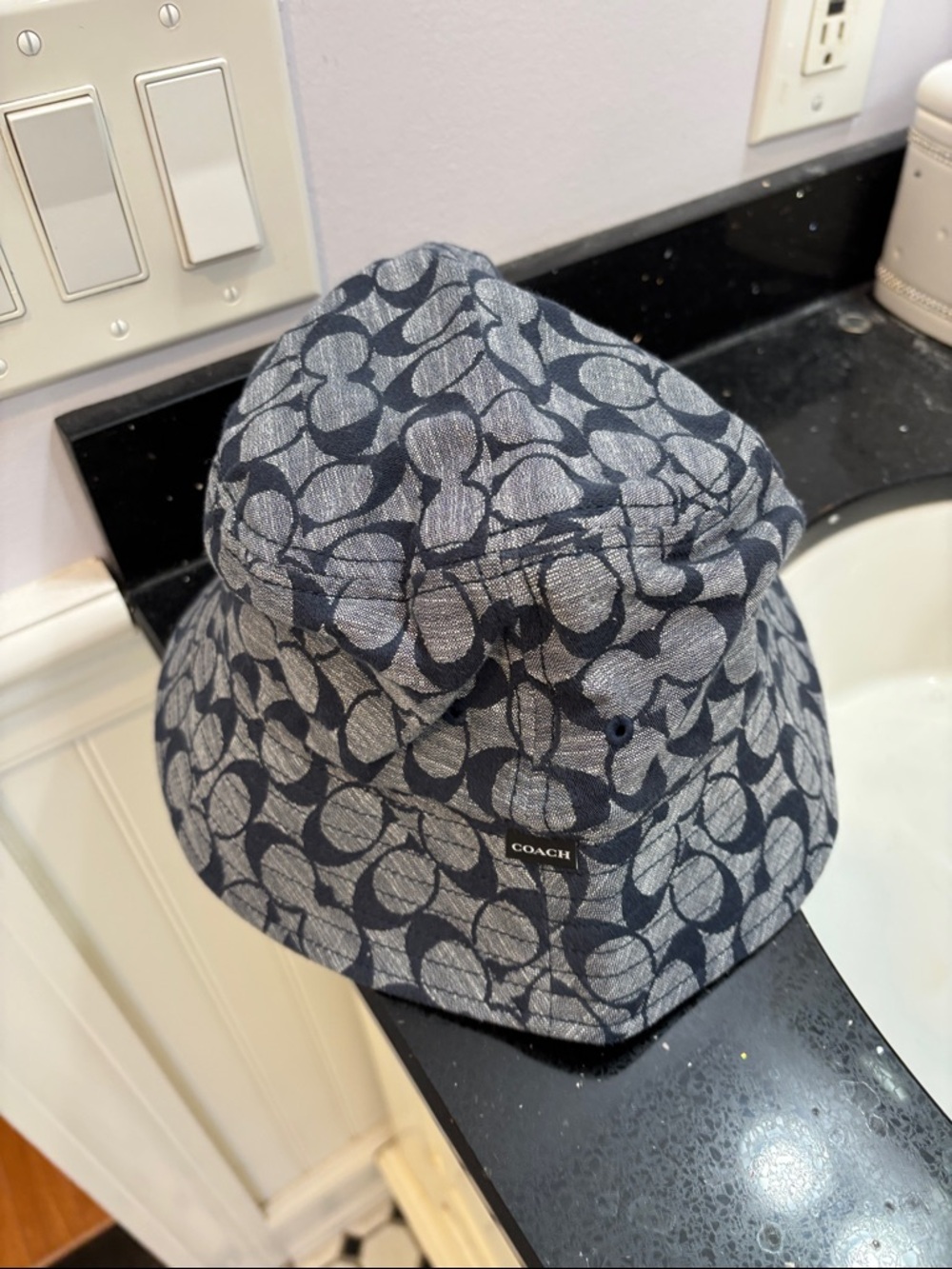NWT Coach Navy and White  Signature Jacquard Bucket Hat